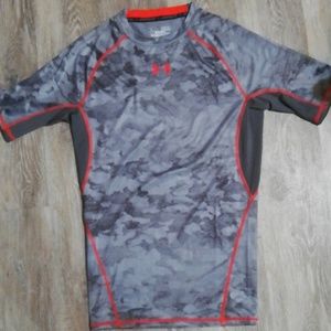 Men's under armour shirt